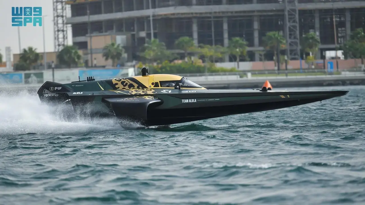 بطولة E1 العالمية.. فريق العلا يحقق بصمة مميزة في سباقات جدة البحرية